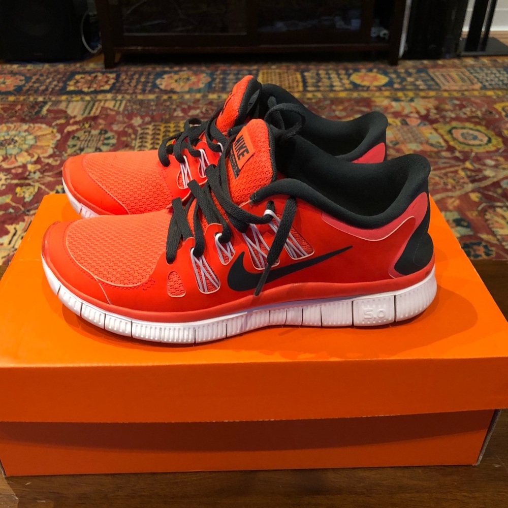 Nike Free Run 5.0 Total Crimson Women’s Size 7.5